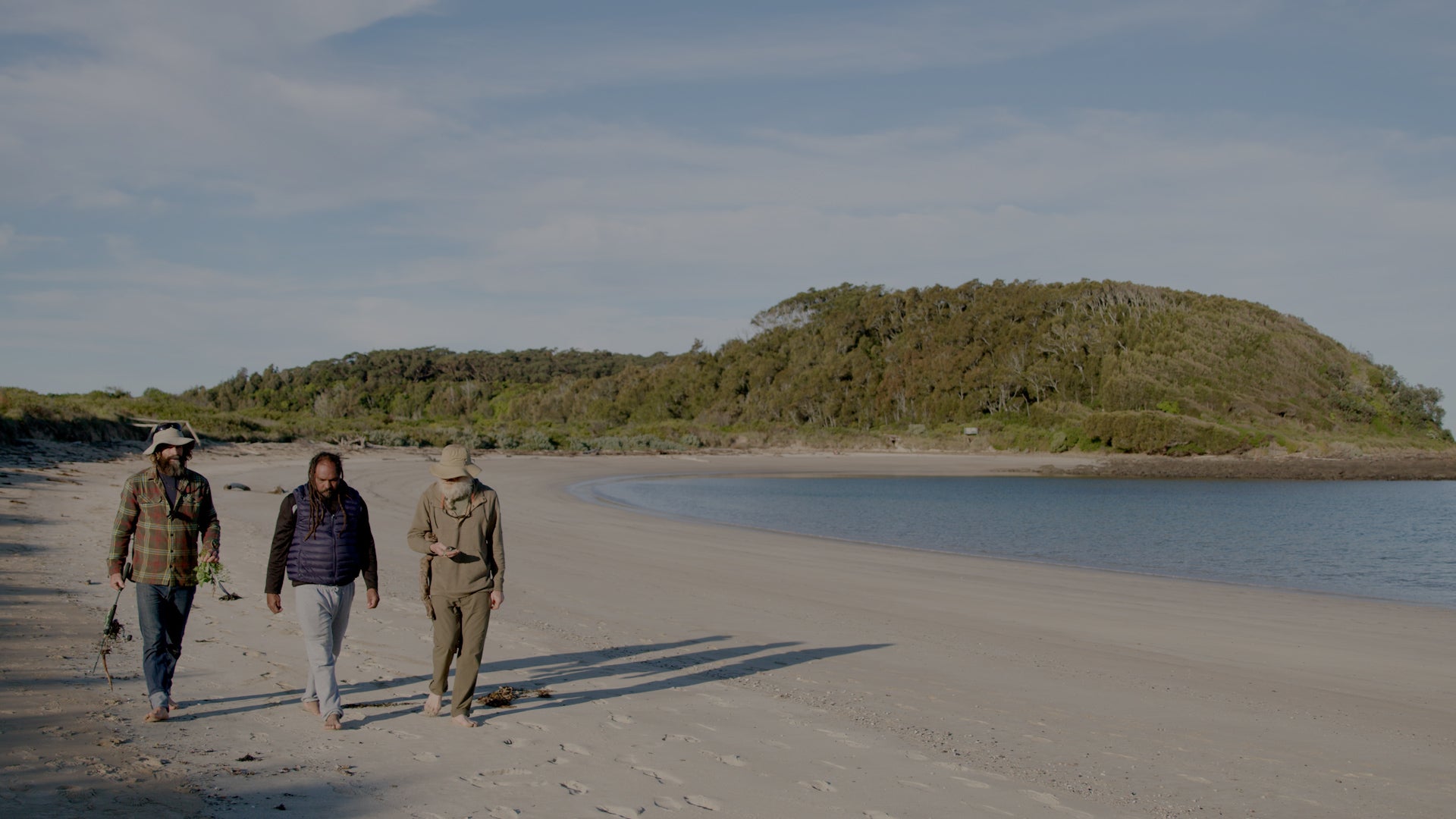 The Farm Boys van breaking down on the Far South Coast of NSW was a blessing in disguise, as the boys took the opportunity to catch up with old mate, Wayne Carberry who took them for a walk and a feed on Yuin Country.