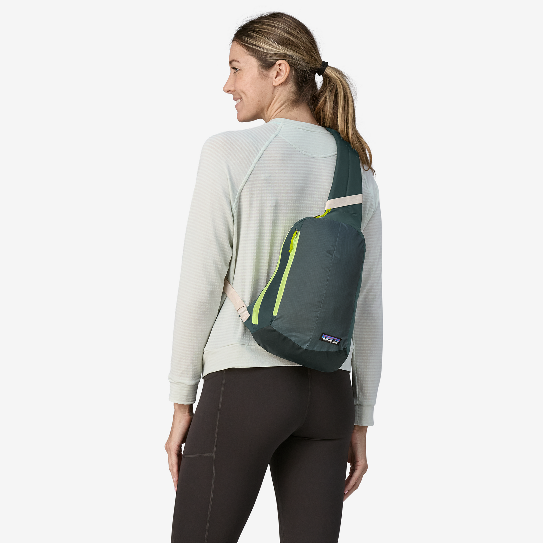 Ultralight Black Hole Sling 8L Patagonia Australia