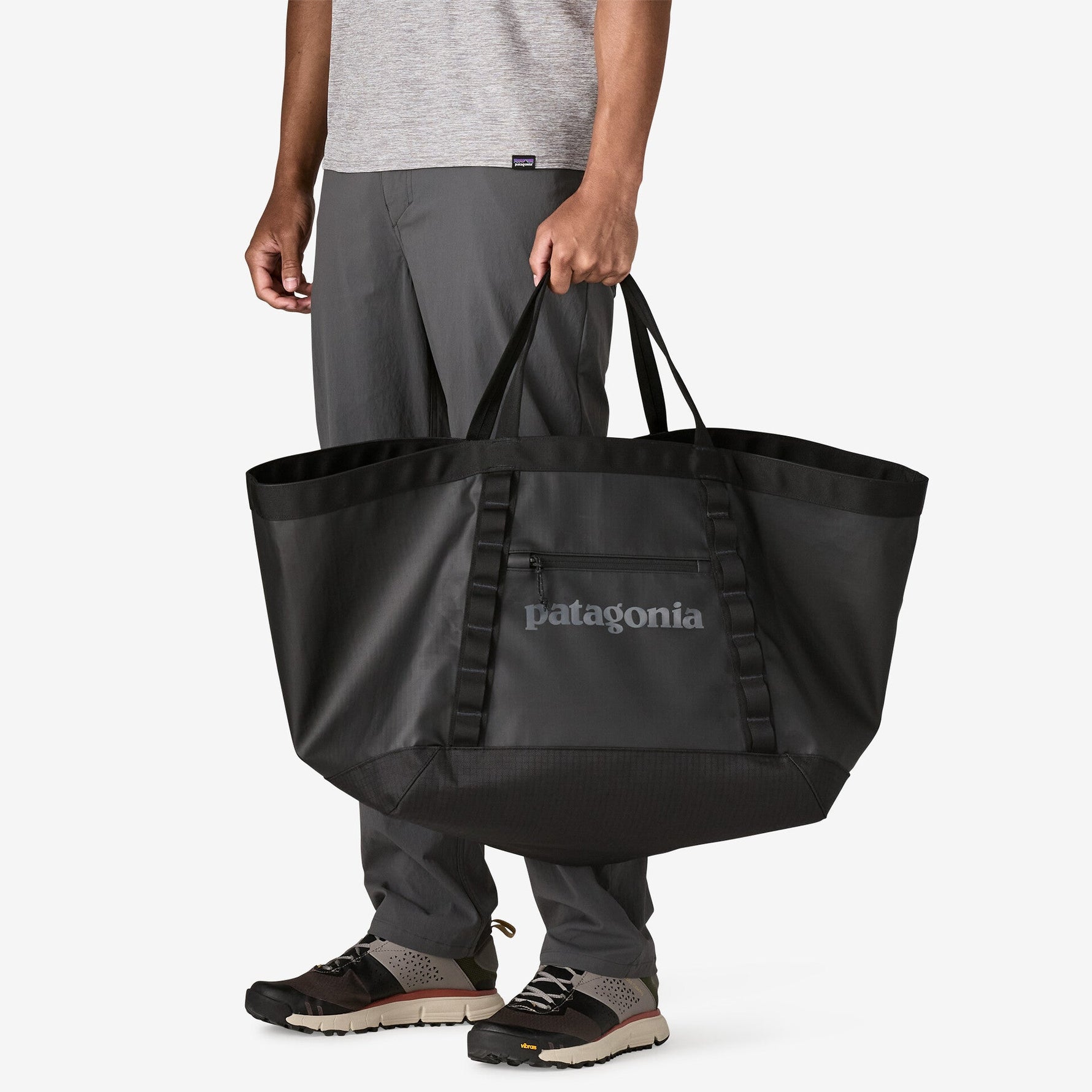 patagonia tote bag australia Black Hole® Gear Tote 61L
