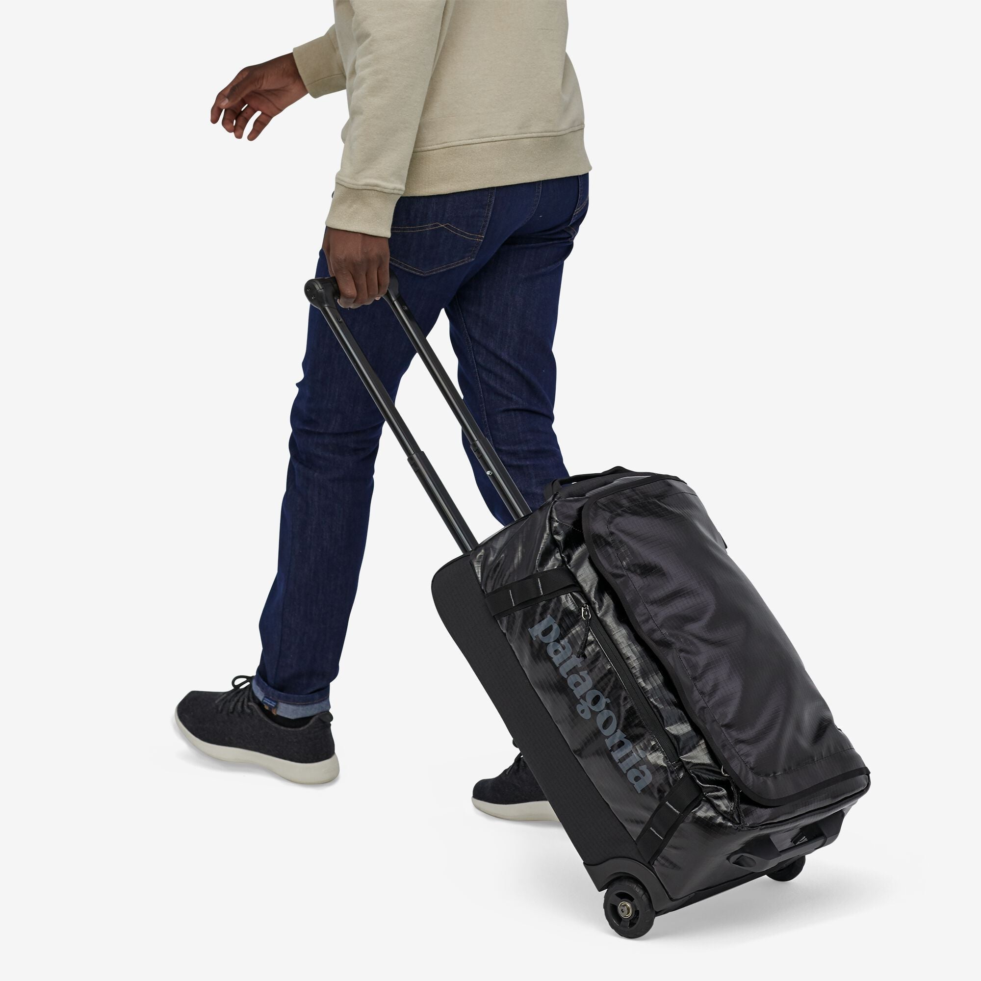 Patagonia 40l 2025 wheeled duffel