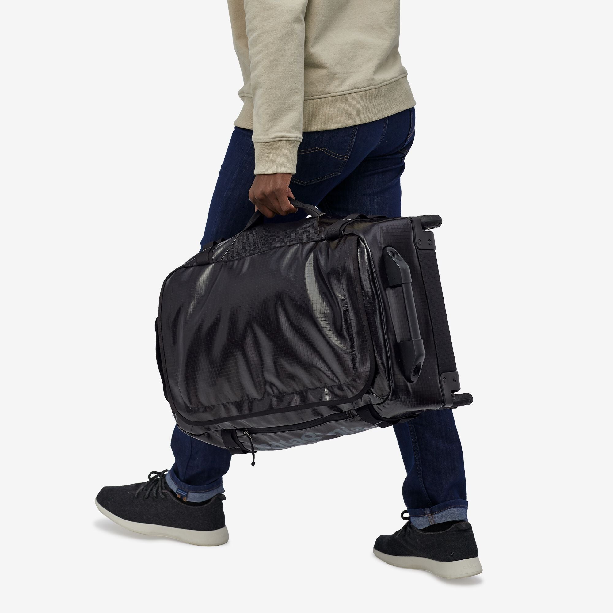 Patagonia cheap duffel roller
